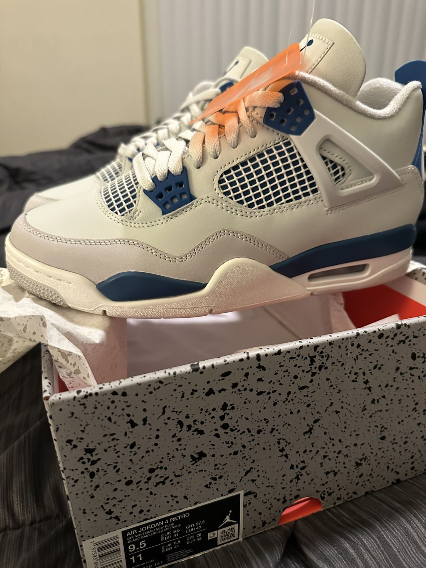 Jordan 4 Military Blue Sz 9.5