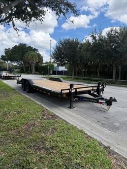 Load Trail 8.5 x 24 Equipment Trailer 14k