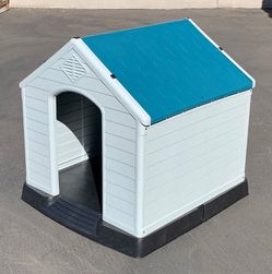(New in box) $105 Large Outdoor Indoor Plastic Dog House Waterproof, Size 36”x36”x39”