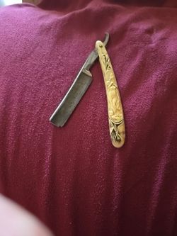 Nice Antique CLAUSS  Razor  Straight Razor
