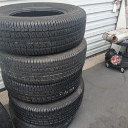 4 BRIDGESTONE  215/70/15 90% For $180