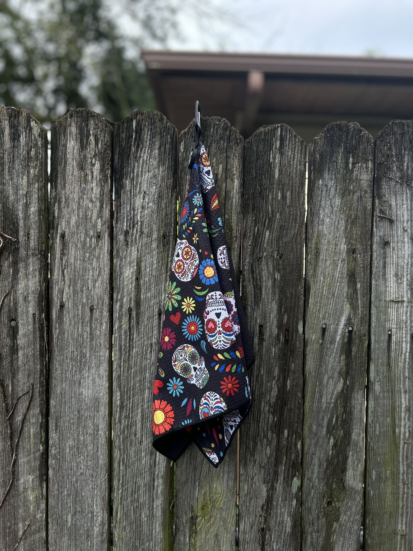 Skull Magnet Golf Towel