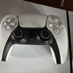 2025 PlayStation 5 Disc Version 1TB W/RDR2