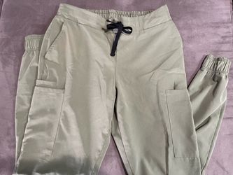 Women’s Olive Green Cargo Jogger ScrubPants