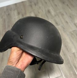 Tactical Kevlar Helmet