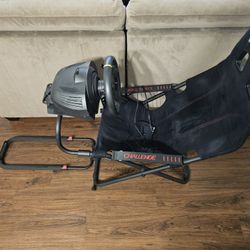 Thrustmaster TX Sim Racing Wheel and Playseat Challenge