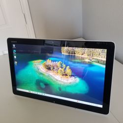 Sony 20" Touchscreen All-in-One Computer Laptop Tablet.  Built-in Battery.  Keyboard Mouse. 