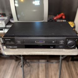 Toshiba VCR 