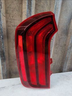 2020-2022 KIA Telluride Taillight Driver Left Side OEM