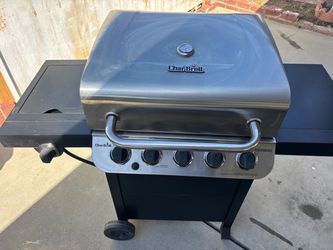 Char-Broil Performance Gas Grill