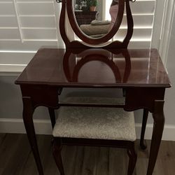 Dressing Table With drawer and Stool