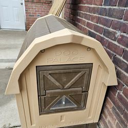 ASL Solutions Insulated Dog House