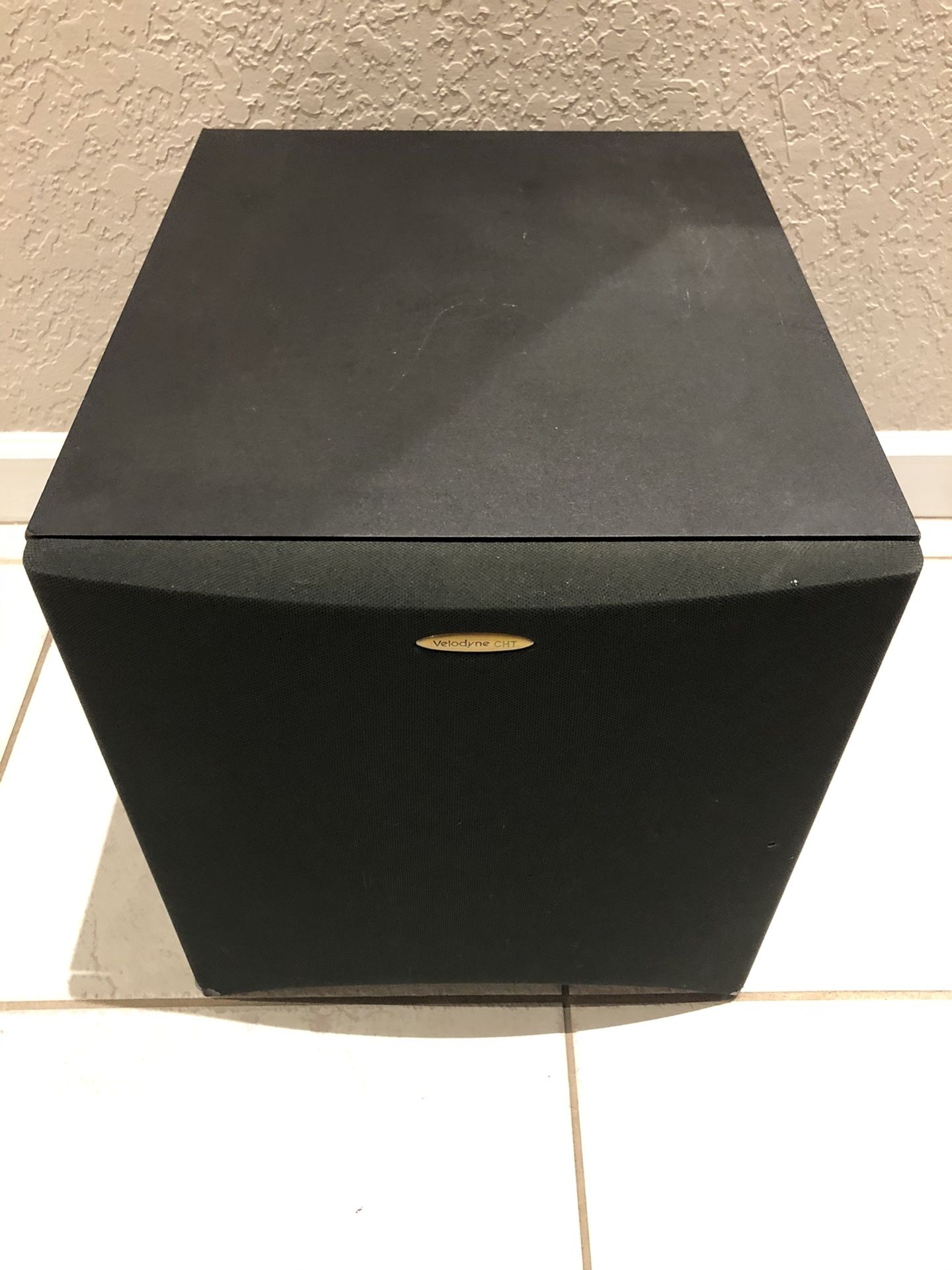 Velodyne CHT-10 subwoofer 375 watts FIRM