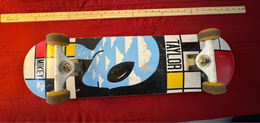 Mikey Taylor Alien Workshop Skateboard
