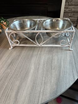 Cat Pet Dish- raised