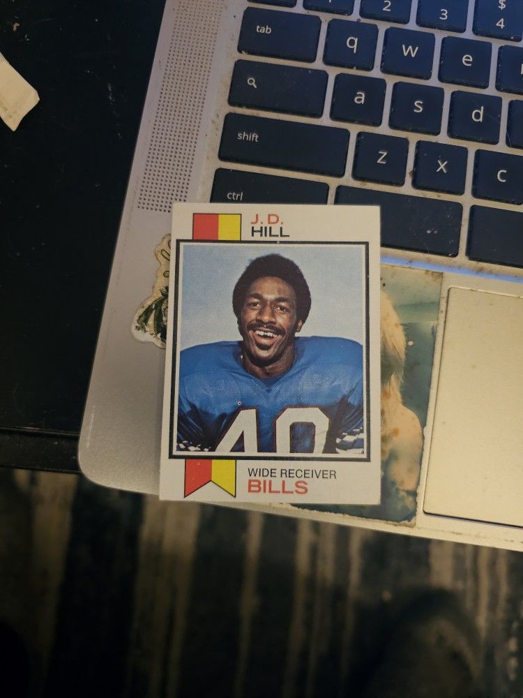J.d. Hill 1973 Topps Football Card