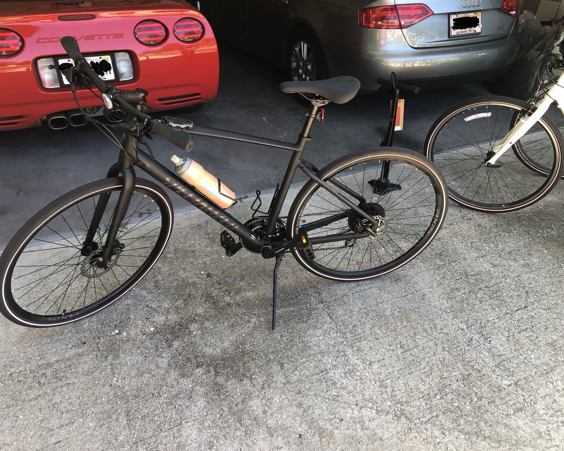 Specialized Sorts 2.0 Like New Men’s Large