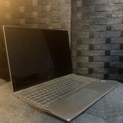 Envy HP Core I7 Laptop