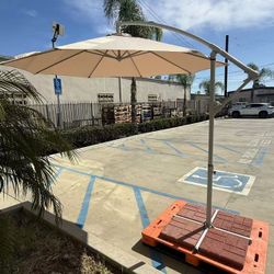NEW Large Patio Umbrella 10 Foot Tilt Adjustable 