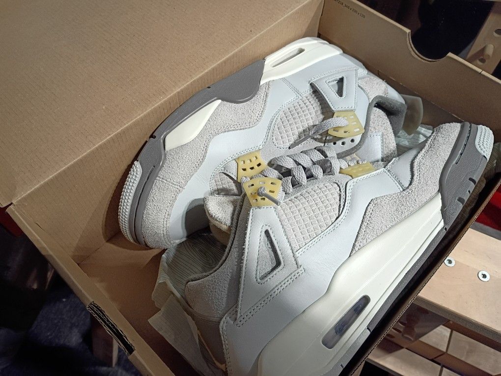 Jordan 4 