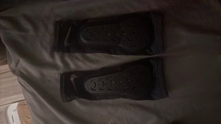 Nike padded arm Sleeves Pair Black