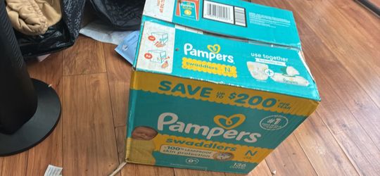 pampers