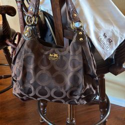 Coach Maggie Madison Opt Art bag
