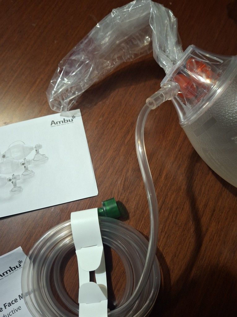 AMBU Disposable Face Mask