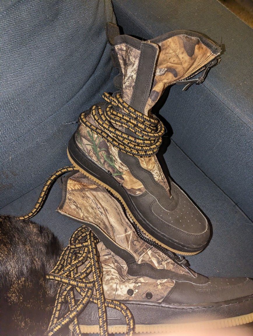 size 9 Nike Air Force 1 boots!