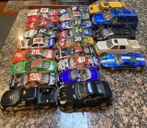 1:24 size nascars