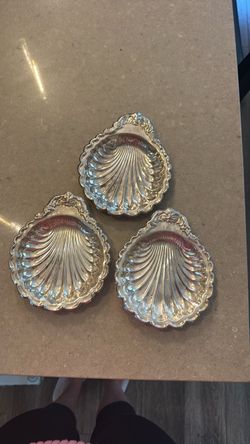 Silver plated, shell dish