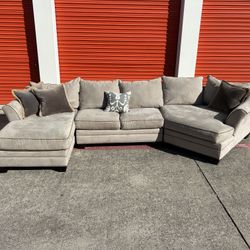 *FREE DELIVERY* Beige U Shaped Sectional Sofa