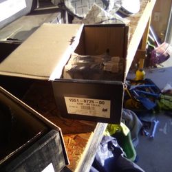 Brakes And Rotors With Censors 97 Bmw 500 Series 