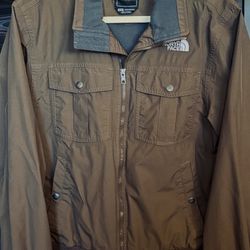 The North Face Men’s HyVent — Medium 