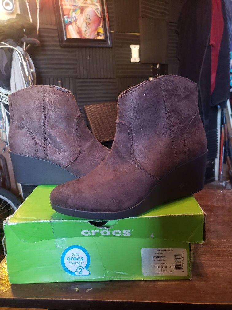 Womens CROCS Wedge Boots