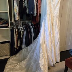 Jim Hjelm Wedding Dress