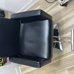 Barber chair