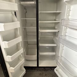 Black Kenmore refrigerator