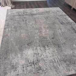 Grey rug
