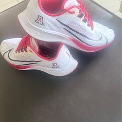 Arizona Wildcats Nike shoes Size 101/2