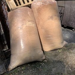 FREE  Wood Shavings 
