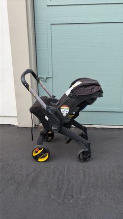 Doona Infant Car Seat Stroller Travel System + Base