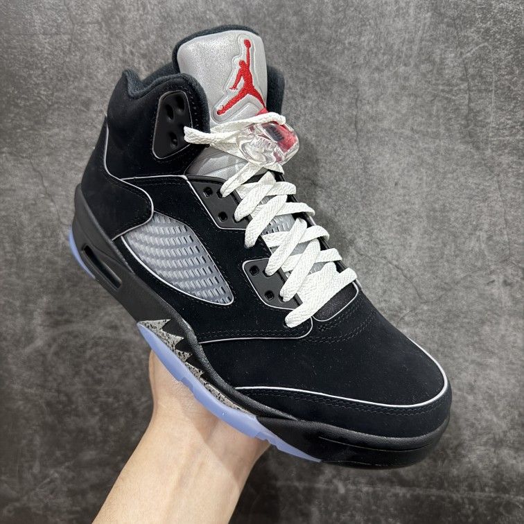 Air Jordan AJ5 “Black Metallic Reimagined”