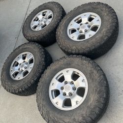 4 X 265/75r16 6x5.5 6x139.7  Stock Tacoma Tundra 4Runner Sequoia Rims Wheels Yukon Tahoe Bfgoodrich KO2 Tires !