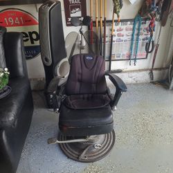 1940's Dentist Chair.