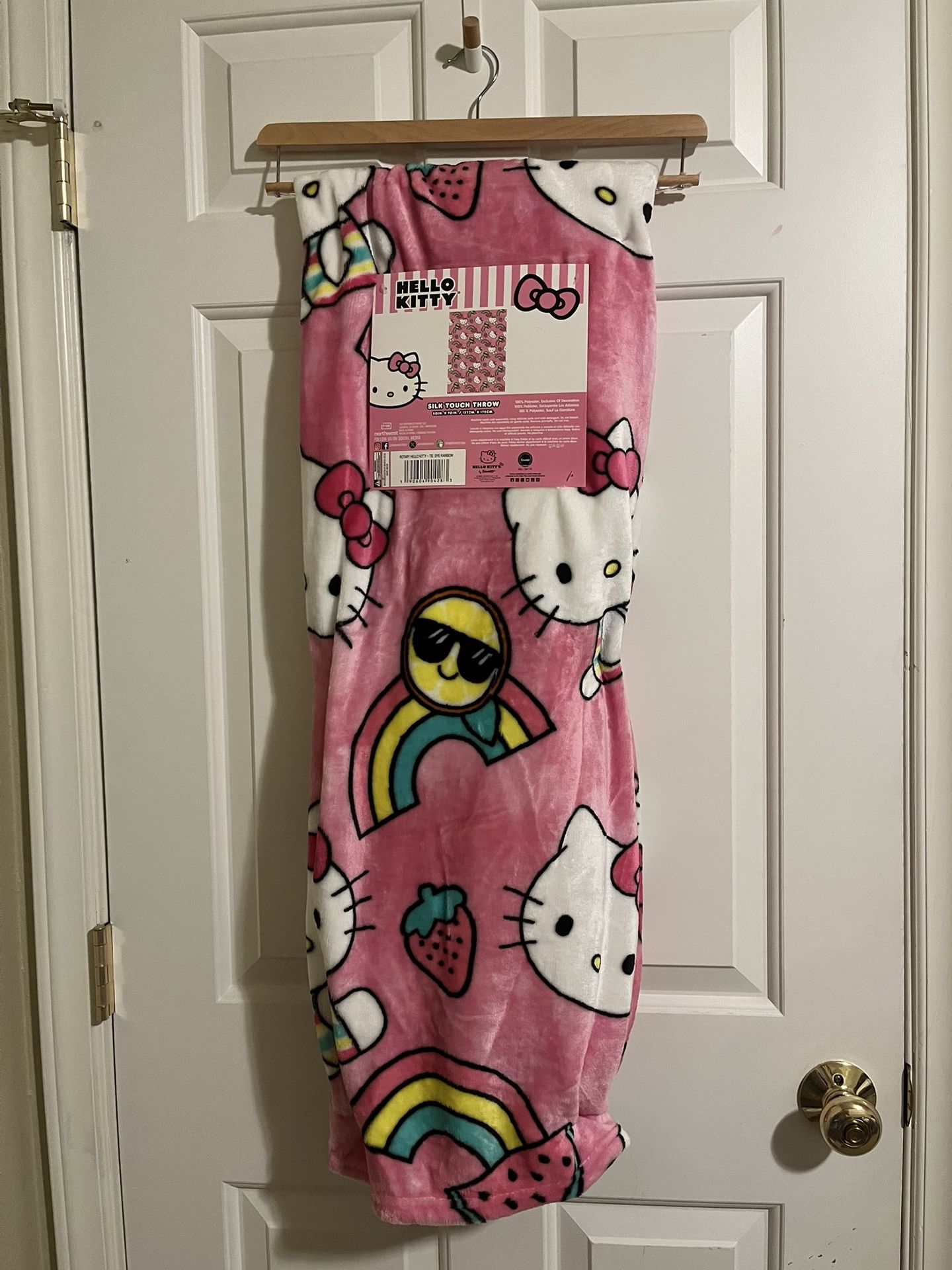 Hello Kitty Blanket