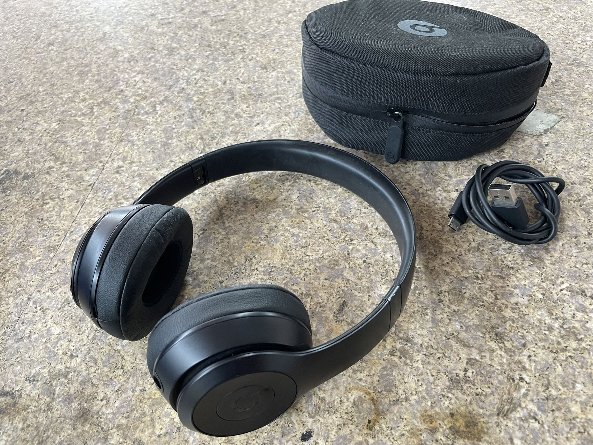 Beats Solo 3 Wireless Headphones