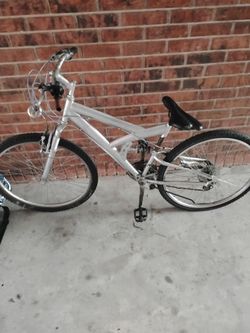 Nxt mountain bike 26 inch