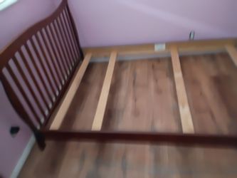 FREE BED FRAME FULL SIZE