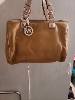 Hand bag